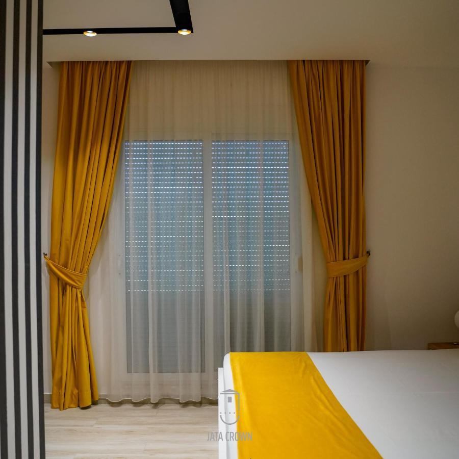 Jata Crown Hotel Tirana Extérieur photo