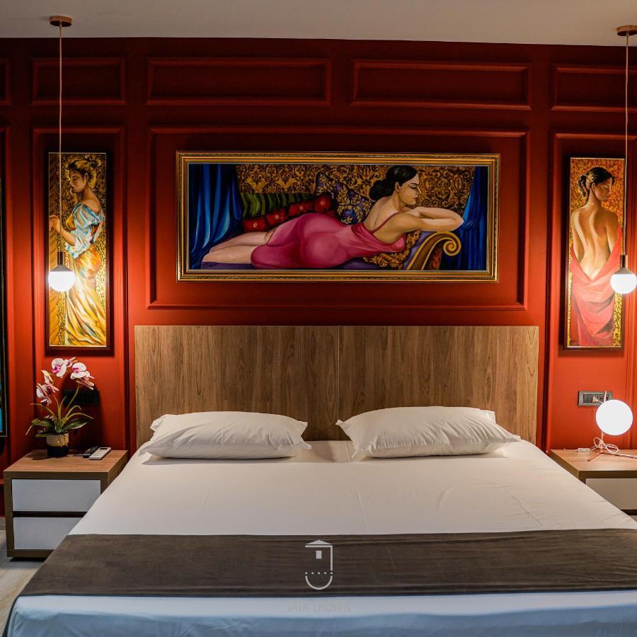 Jata Crown Hotel Tirana Extérieur photo